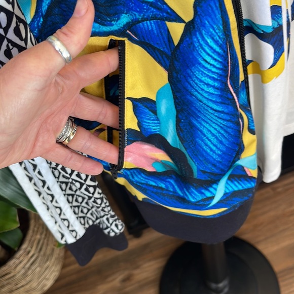 (Set) Limited Edition Blue Tropical Adidas Track  Jacket with Matching Tank-top - Picture 10 of 13